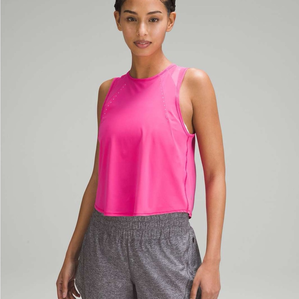 Sculpt Cropped Tank Top in Sonic Pink